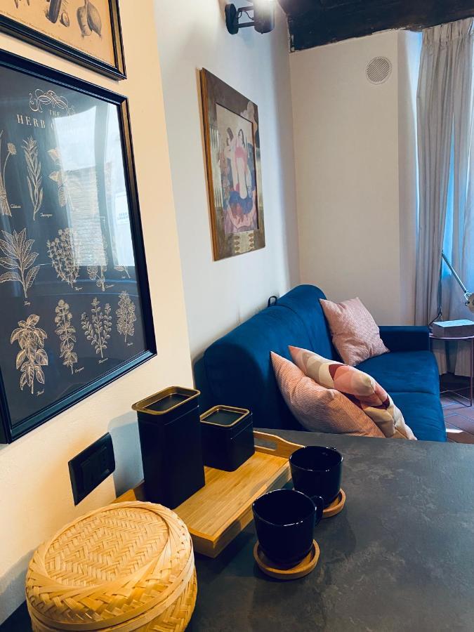 Maila Apartments 25Min From Florence Prato  Bagian luar foto